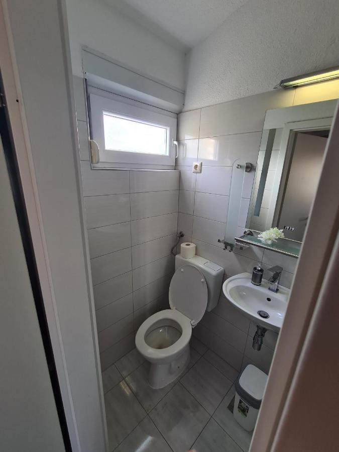 Apartments Lana - 30 M From The Sea Селине Екстер'єр фото